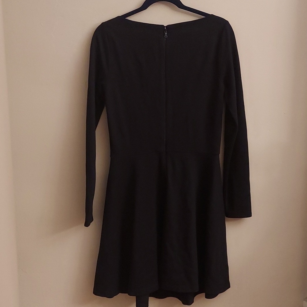 ALICE + OLIVIA Employed Black Fit and Flare Long Sleeve Bateau Neckline Dress … - Picture 9 of 11